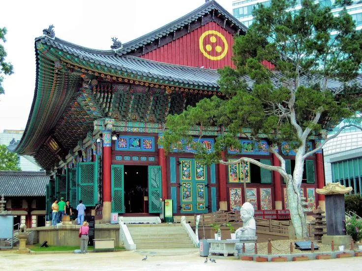 Temple coréen, centre de l'enseignement du bouddhisme